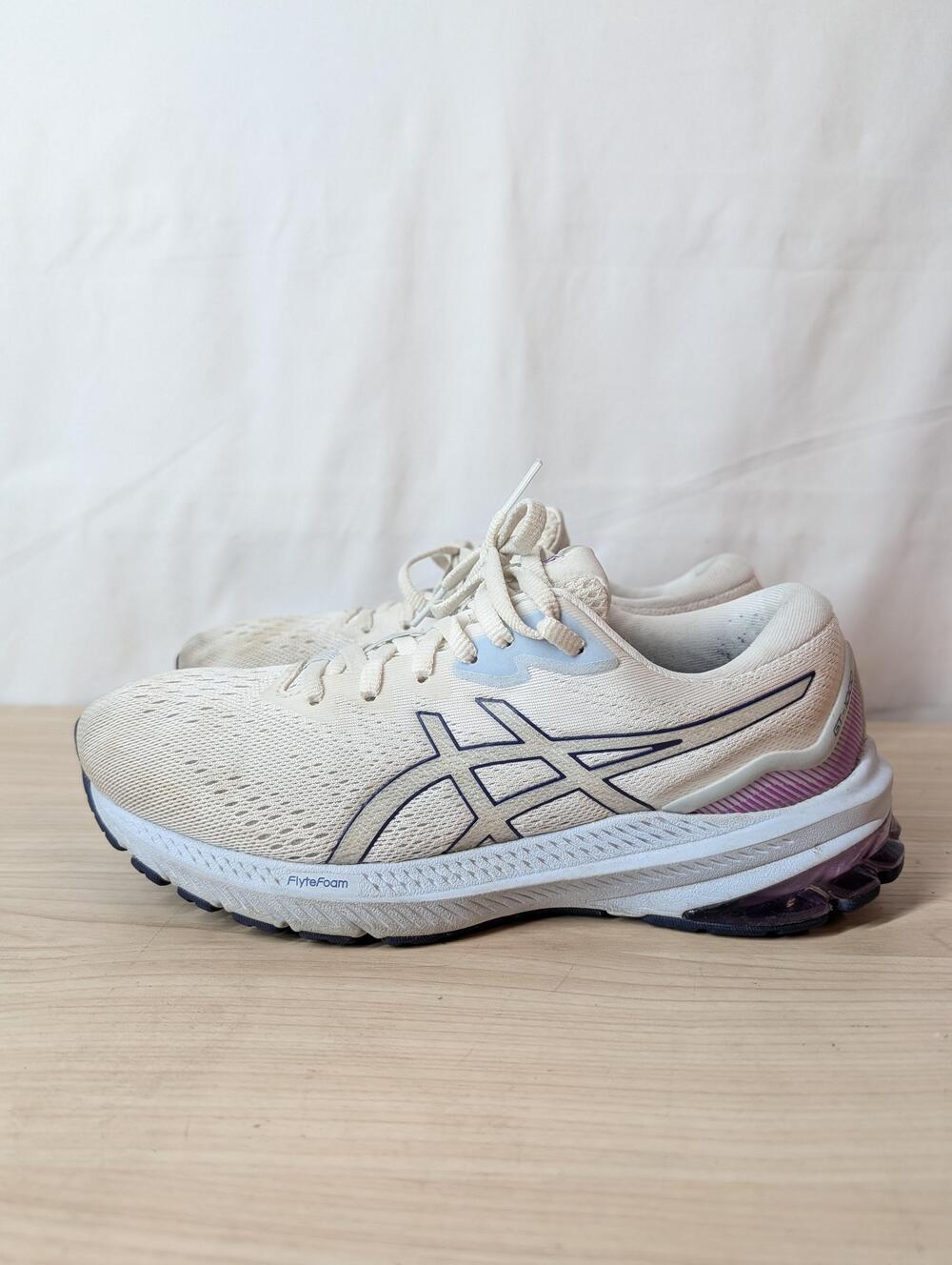 ASICS Shoes Womens Size 7.5 White Purple FlyteFoam Gel Mesh Running 1012B197